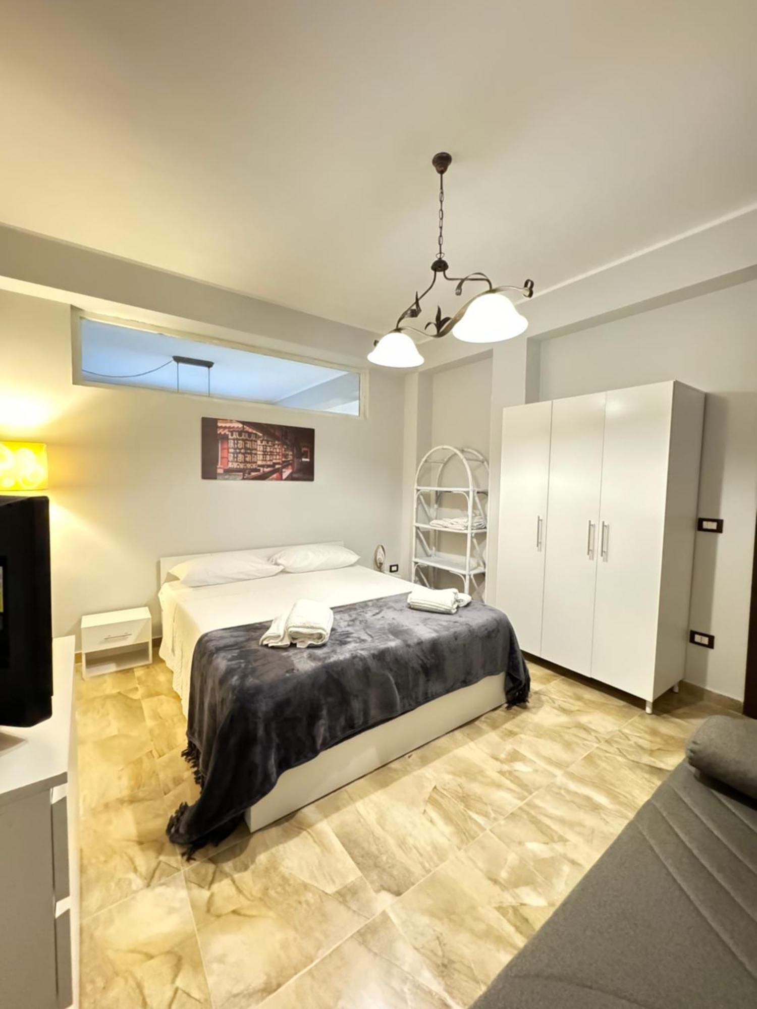 Epipoli Charming And Pool Apartment *