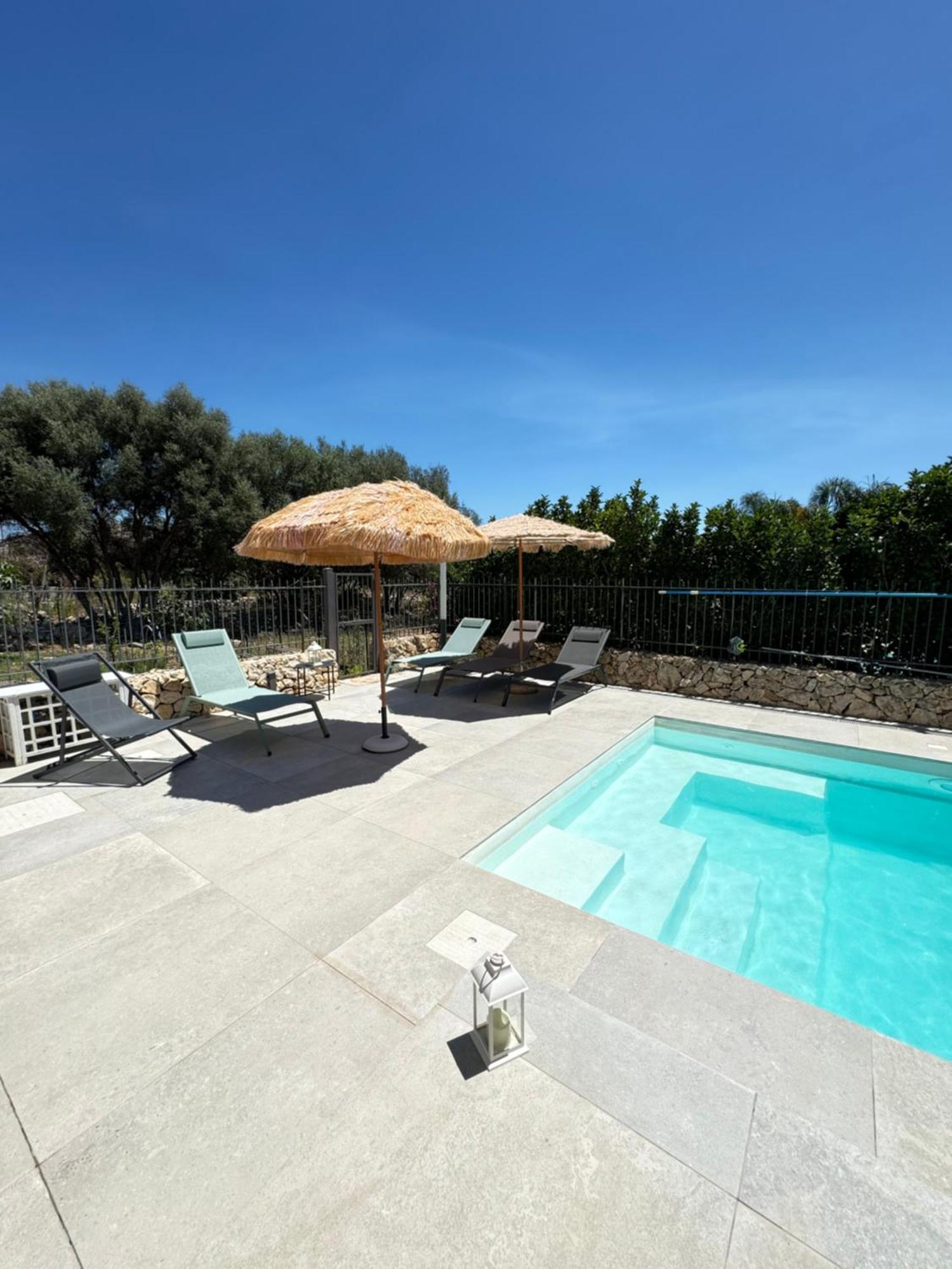 Apartment Epipoli Charming And Pool Syracuse
